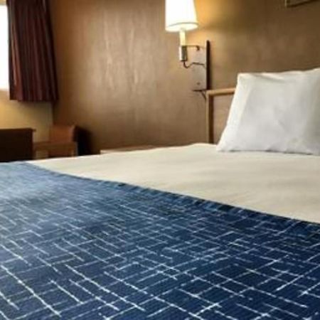 Travelodge By Wyndham Powell 外观 照片